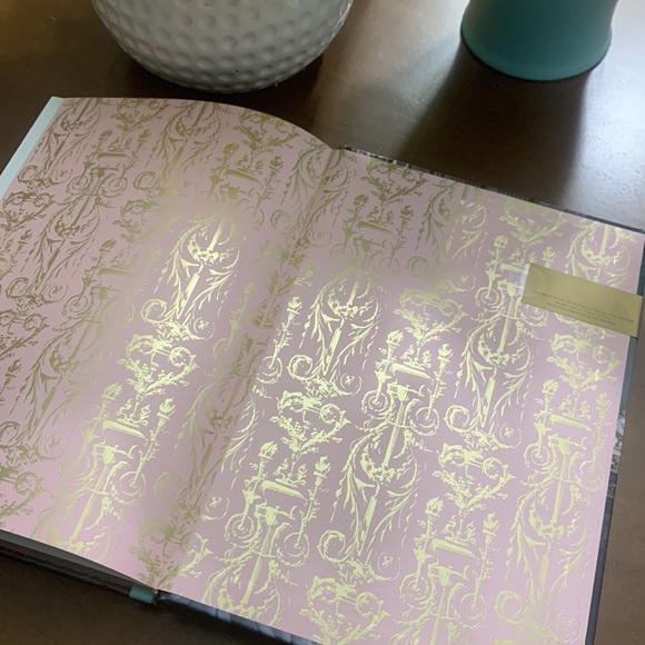 Charles James: Beyond Fashion Ball Gowns Journal - Picture 6 of 8